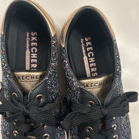 Women’s Skechers sneakers rose gold, and glitter. Size 8 1/2. - Picture 3 of 5